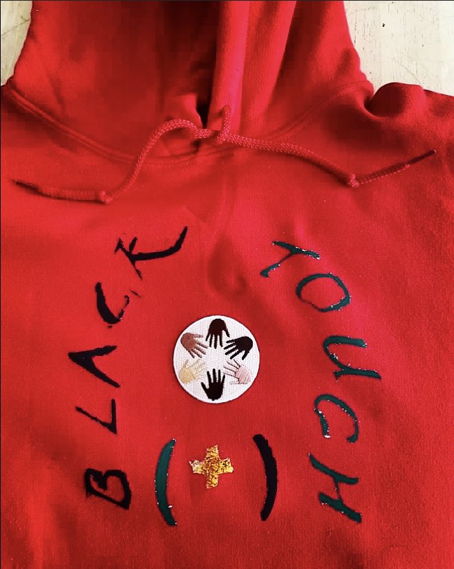 DesigningSB's tweet photo. Thank you for all the orders thus far!

Drew gets on social media, posts, AND gets back to the grind! 😂. So here we are giving you closer looks of our new #AfricanAmerican #BlackHistoryMonth Hoodies we dropped! Can purchase here! https://t.co/g9F5ksR6KE 
❤️🖤💚. #BlackTouch(+) https://t.co/FHxA5x0nXA