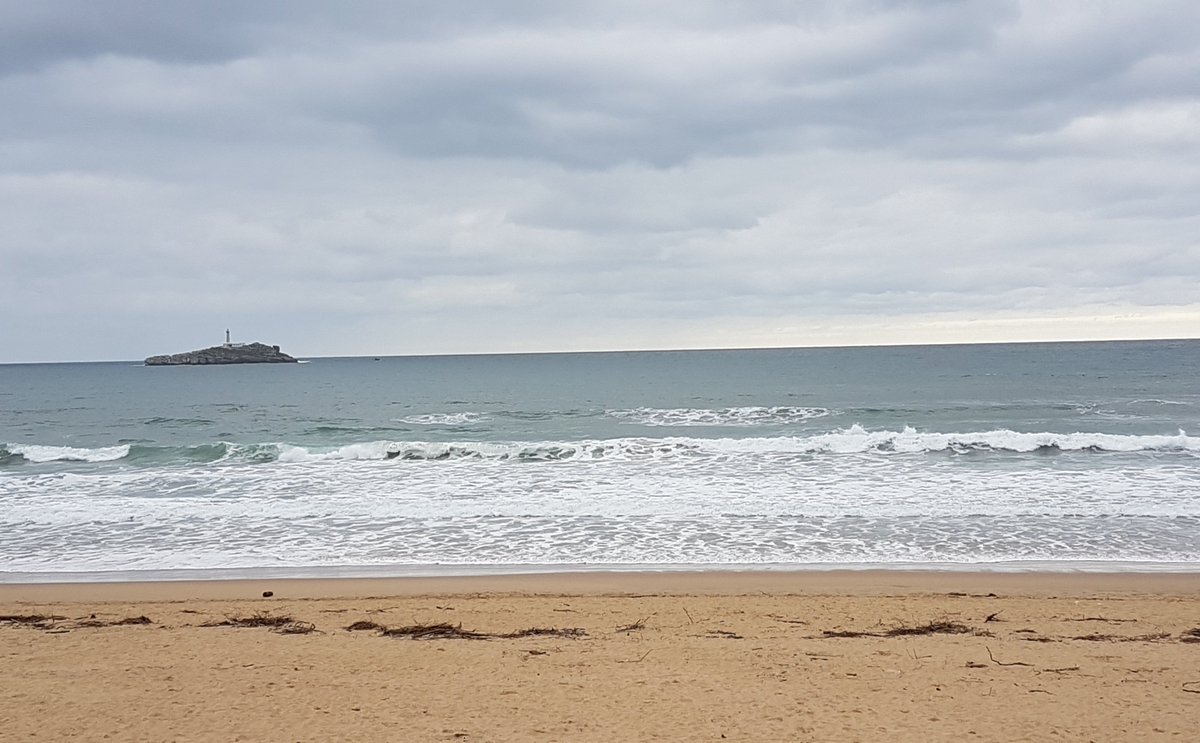 Apez140's tweet image. Feliz Sea #CoterónTeam y Amig@s, Gris por la costa y más mi Ánimo.
Abrazos y Besos van para allá a repartir...🧚‍♀️🕶