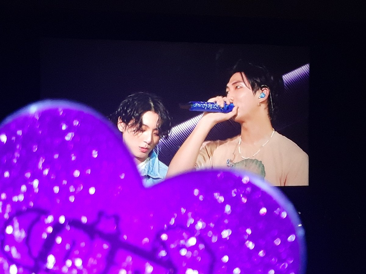 ChocoAnger's tweet image. Huy Jungkook beh!!? Ayos ba?