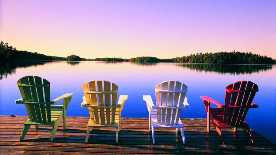 AcquireQoute's tweet image. &quot;Muskoka&apos;s real estate market is hotter than ever! Let&apos;s find your new home today. #MuskokaMarket #HomeHunting