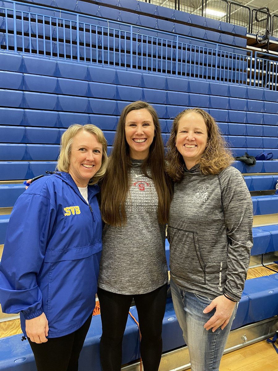kkruegerCSHS's tweet photo. So good to see Jacquie Storm (Strauch) back where it all began!! Class of 2006. She can do it all!! Teach, Coach and Super Mom of soon to be 4 little ones 😳#alwaysaneagle💙💛 @EaglesAthletics @SHS_Girls_Hoops @SandburgPhysics @CSEaglesHoops https://t.co/J5mmaVY0ST
