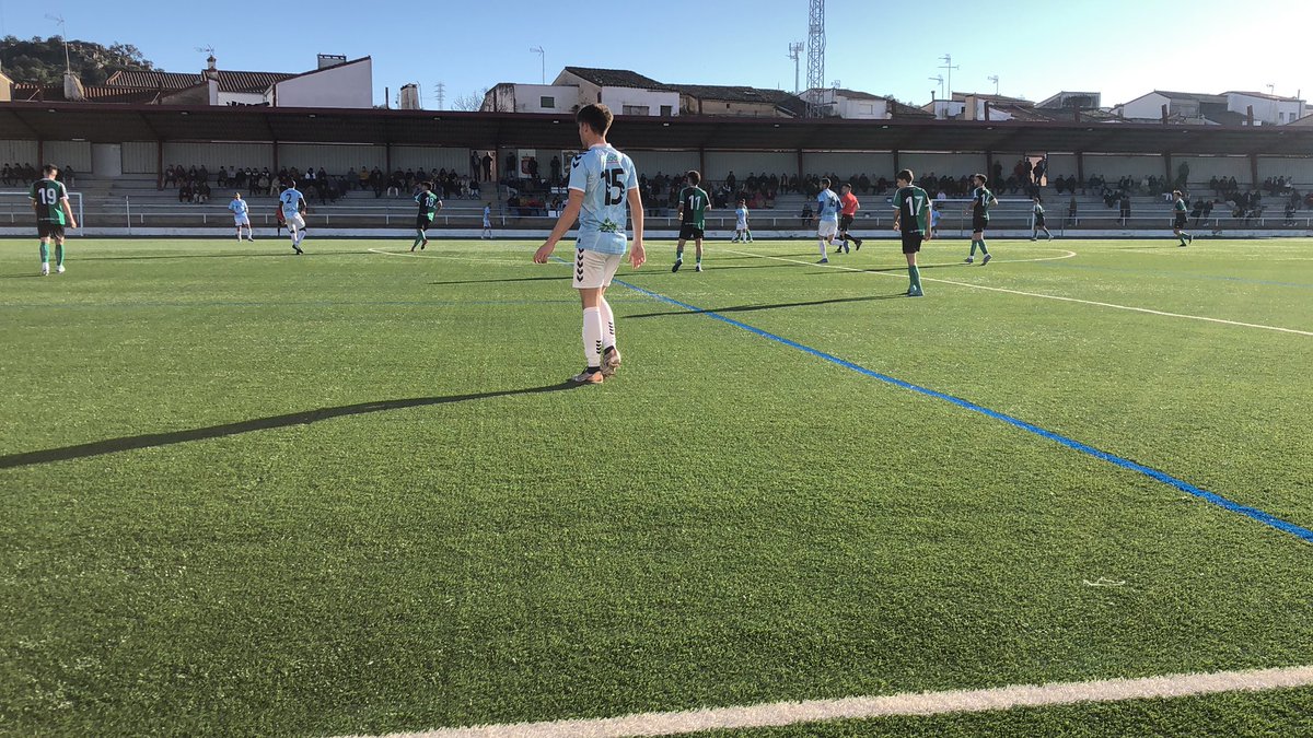 CdGevora's tweet photo. 35’ |0-1| Entramos en los últimos 10 minutos del primer tiempo dominando el partido acercándonos con peligro al área rival.
#Jornada16
#AlburCDG https://t.co/ODzFyzcKjL