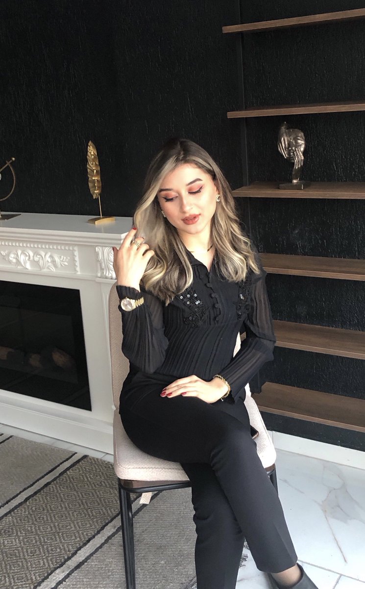 Nedensizce çok hoşuma gitti, burda da kalmalı bence…✨🥺🫶🏻