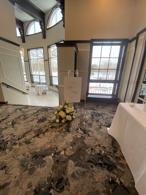 TheRoyalFoxCC's tweet photo. Yesterday's wedding at the Royal Fox was amazing! Check out these pics of the gorgeous setup 💒📸 Planning your own event? The Royal Fox is the perfect venue! Head to https://t.co/upGkh7UpHX for more info 🎉 #RoyalFoxWedding https://t.co/fJn235JmQz