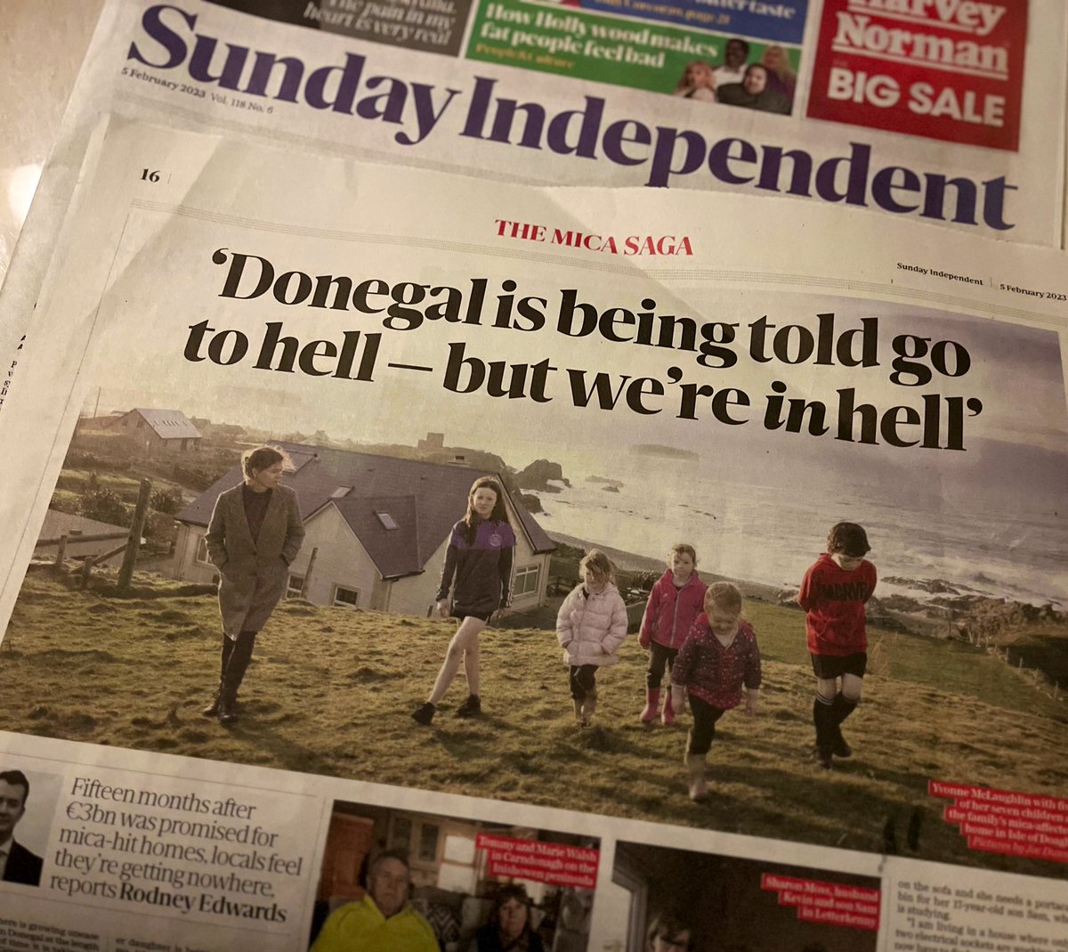 rodneyedwards's tweet photo. Thanks to Joe Dunne for this powerful image from a mica-affected home in Isle of Doagh, Co Donegal. https://t.co/fwYk88ZyHt