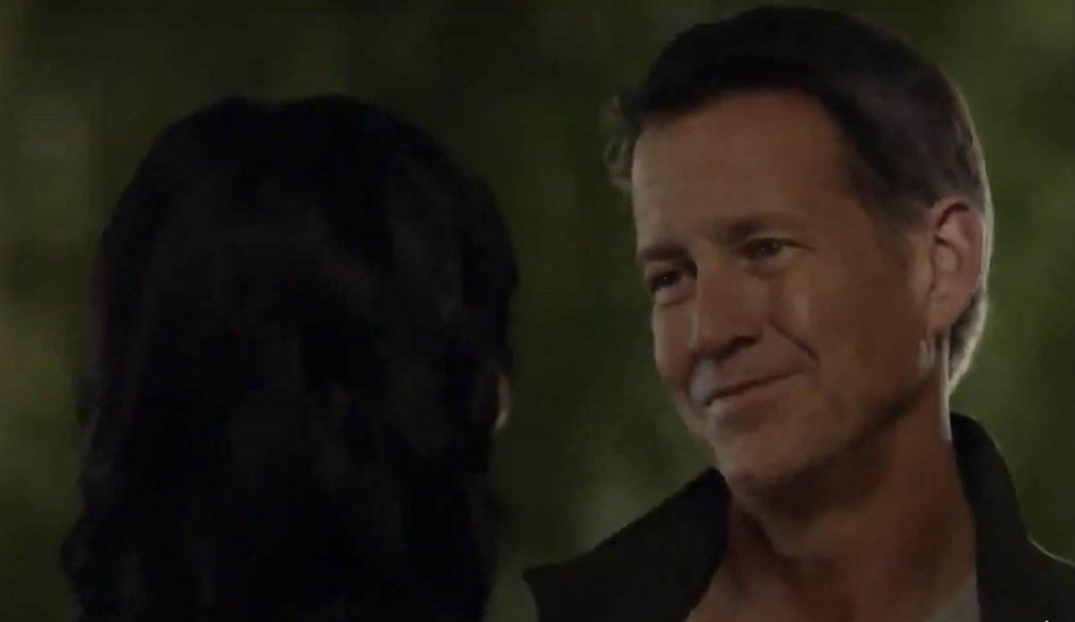 charmedbyhiba's tweet image. Sam: ‘I never imagined meeting a neighbor like you’
Cassie: ‘Can’t imagine living next door to anyone else’ 
Sam: ‘Almost makes a guy believe in fate’😘‘Almost’
#GoodWitch #Sassie #SaveGoodWitch @hallmarkmovie @hallmarkchannel @hmnow @hallmarkdrama @goodiesgw @MiddletonGW1313 ✨