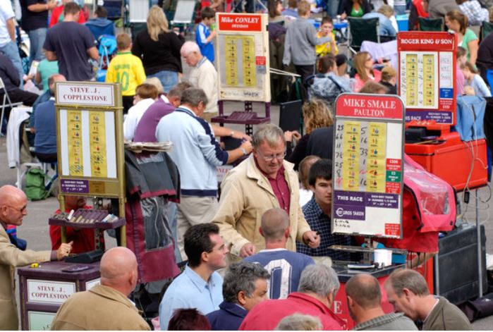 Digital Marketing di Chepstow: Panduan Lengkap untuk Bisnis Lokal dan Nasional