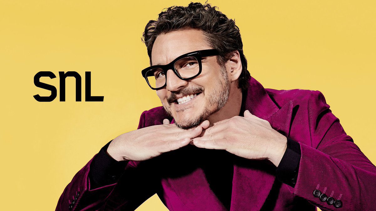 AshleyVRobinson's tweet photo. I see you, Pedro Pascal, taking my @MissionLogPod / @ML_Prodigy pose!
#MissionLog https://t.co/hAlcUyUsaQ