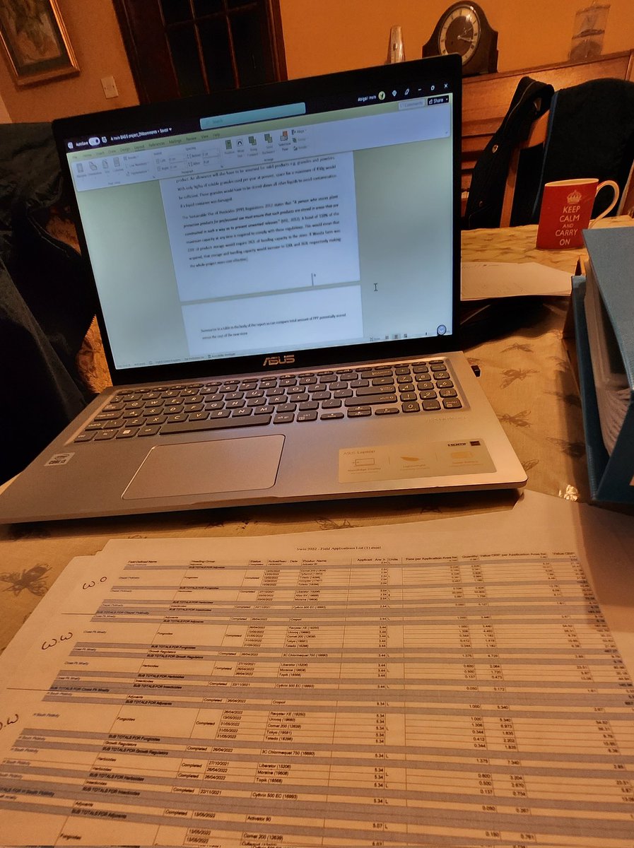 cornishfarmgal's tweet photo. Quick tea break before back to the Basis project report 😭 #sundayvibes #agronomycourse https://t.co/Z37RQQ5Dr9