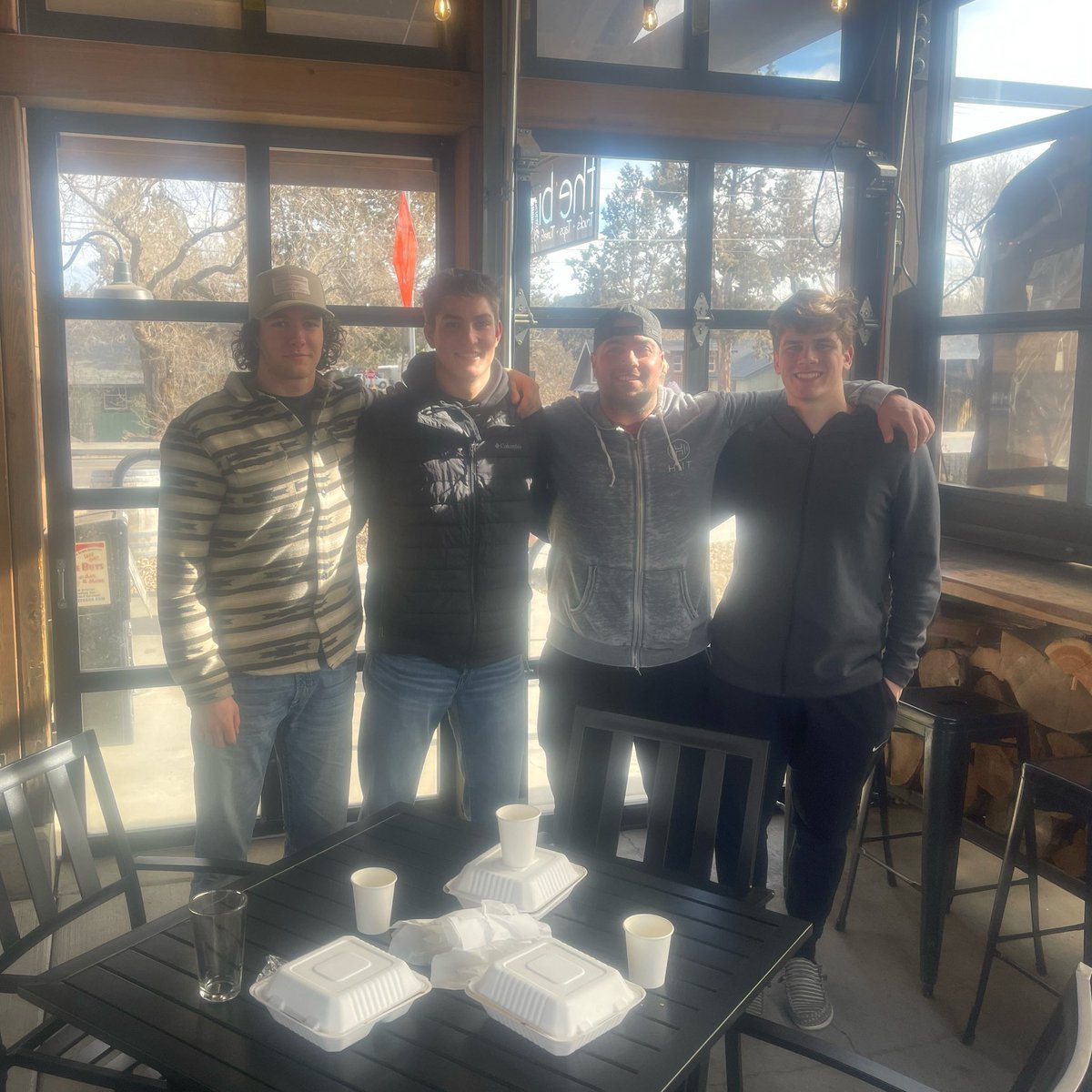 Cruz2525's tweet photo. My guys @JeremiahSc16 @AidanBrenneman @peyton_zampko  ! These guys did it the right way .. the @RVRavensFB way!! I loved being a part of this process with them and can’t wait to see them on Saturdays 💯. Thanks for having lunch with coach ✅ https://t.co/Jl5dscyHQt
