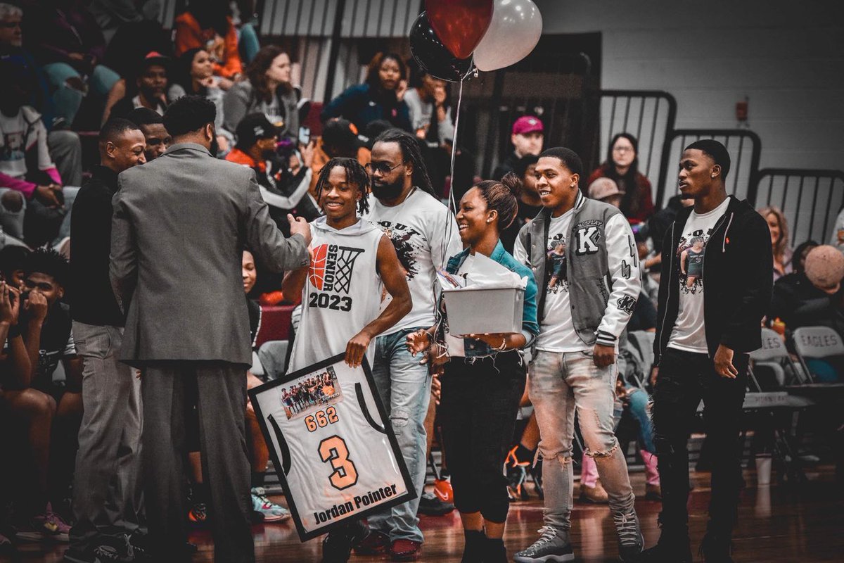 _jordanpointer4's tweet image. thank you horn lake❤️ #J3Out