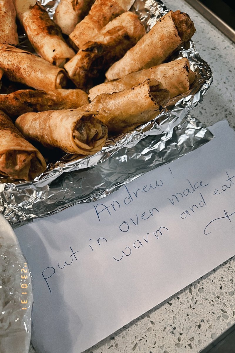 andrewphung's tweet photo. Back in Calgary for work and my mom made sure to leave some fresh spring rolls for me. She’s the absolute best, and these were devoured! ❤️ #vietmoms https://t.co/3dP6YKYqwJ