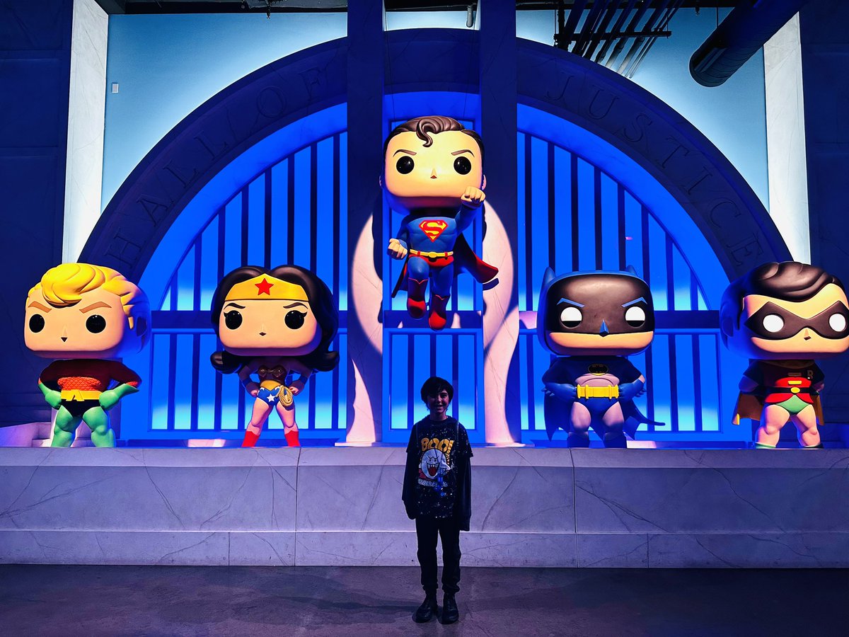 stevencmiller's tweet photo. We stopped at the @funko shop in Hollywood. My son living his best life. #DCU https://t.co/F1uiNwh9mH