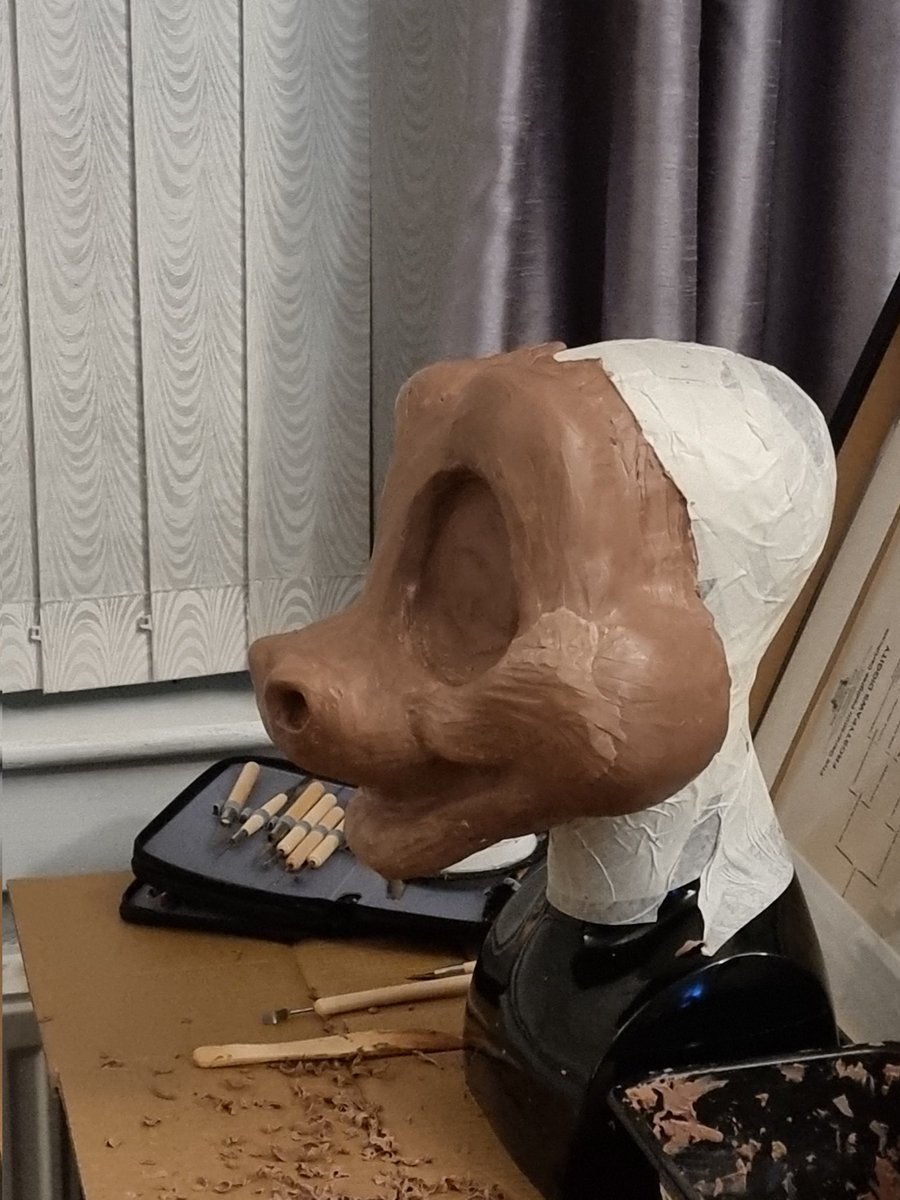 SweetDreamSuits's tweet photo. Excuse the mess. I've been working on making a head base. What do y'all think of this chibi dragon one? The right side isn't finished yet😅
.
.
#furry #fursuitmaker #fursuitheadcasting
#fursuit #furryartist https://t.co/3q2AwmhfGk