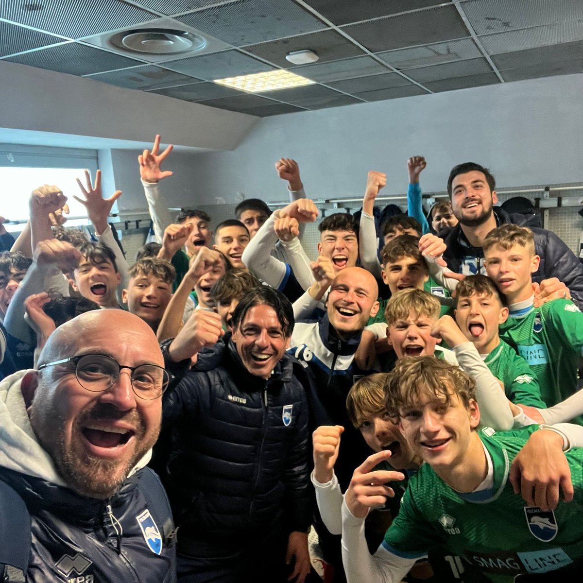 ⚪️🔵 | 🙌🙌

Pescara 🆚 Lazio 3️⃣-1️⃣

#Under14Pro