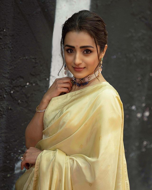 Sir Trisha sir. Thats it, thats the tweet. @trishtrashers #Trisha #Thalapaathy67 #Leo #Southqueentrisha #LadySuperStar #Raangi