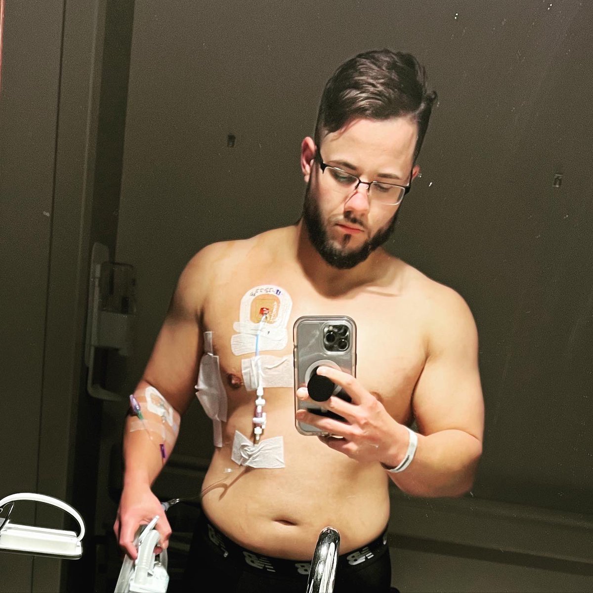 Hinojosa214's tweet image. Fell short of some goals last year due to an unexpected injury, but that doesn’t stop the goals I have set for myself this year. #RecoveryTime