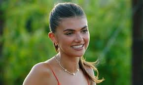 informer fi dead, not samie though 👑 love that she tells tanyel everything #loveisland