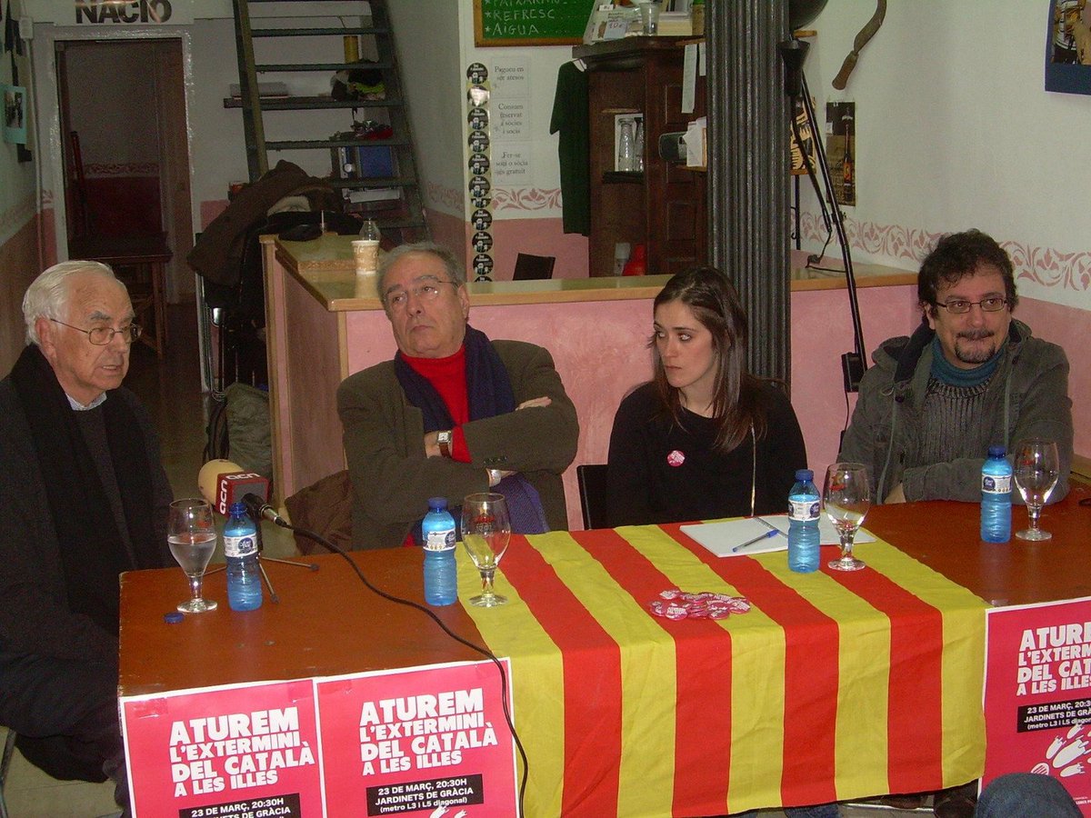 Espinàs en el record sempre. Un amic de #Mallorca i del mallorquinisme cultural i polític.

El 2012 a l' <a href="/ateneulayret/">AteneuFrancescLayret</a> de Barna va participar a la roda de presentació de la mani contra les polítiques supremacistes de Bauzà que muntarem la gent de <a href="/illencs_/">Illencs</a> . 

No l'oblidarem.