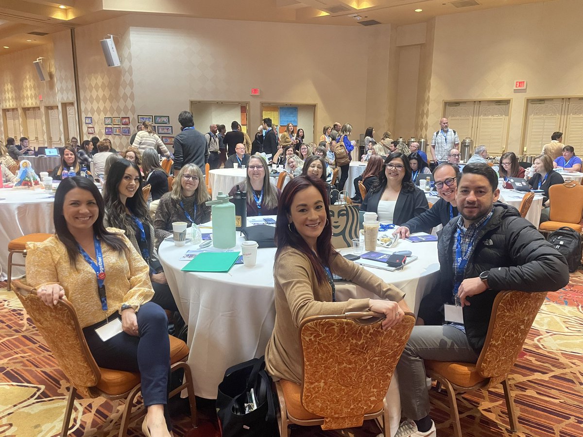 Blessed to have spent the end of last week with my leadership teachers learning, reflecting, and planning. Get yourself some teachers as passionate, real, and driven as these! #leaderinme #leaderinmesymposium #vevabluntelementary