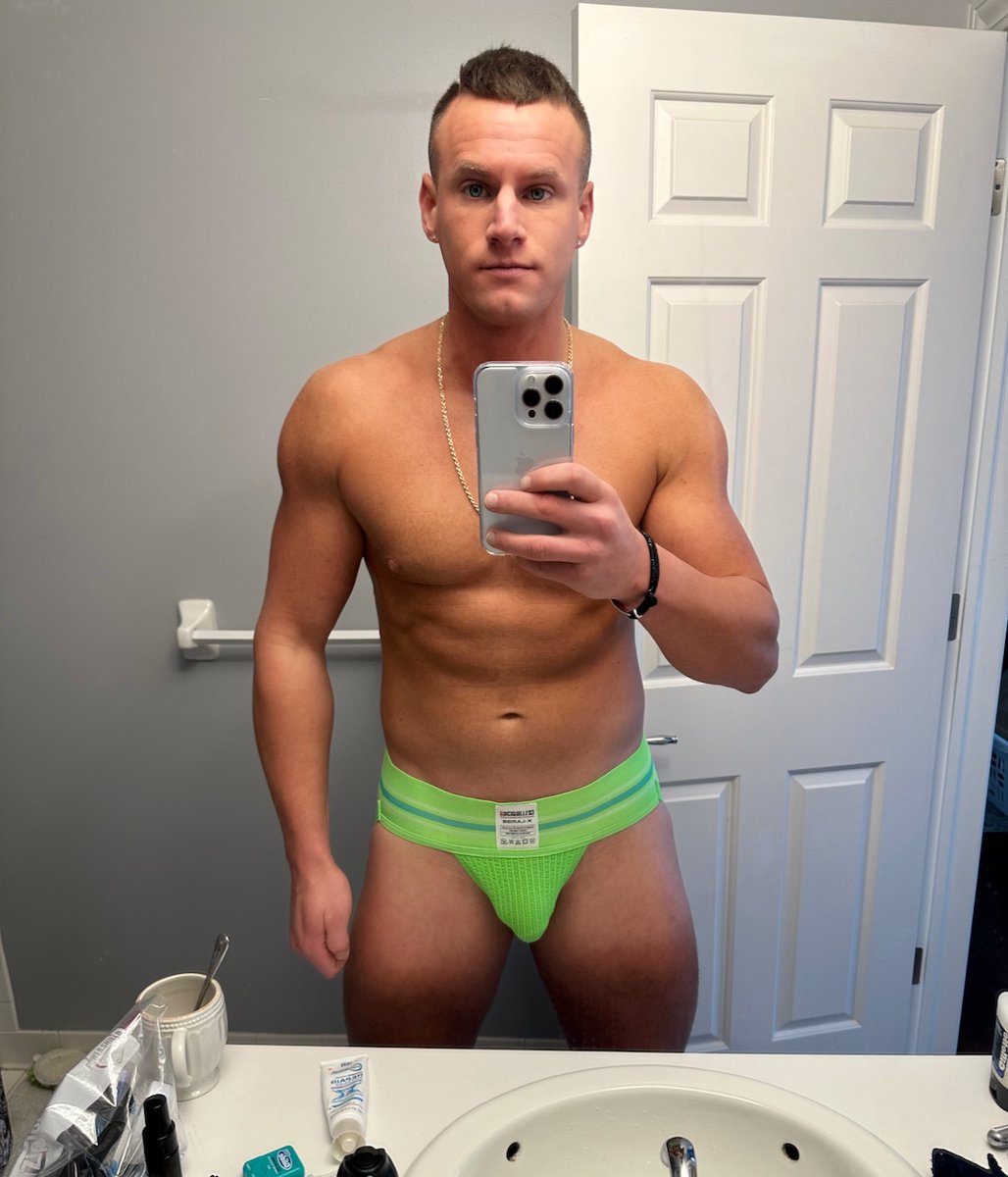 itsEliXXX's tweet photo. I'm LIVE on CB now. Come pleasure yourself with me! 💦🍆🍑😈
https://t.co/32TR01XiMk https://t.co/hITulIr8ak