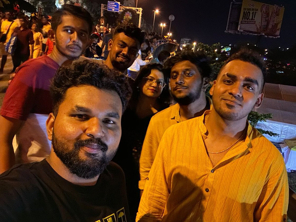 s_athesh's tweet photo. Blessed❤️✨ #Thaipusam2023 https://t.co/2PmFvEs2rm