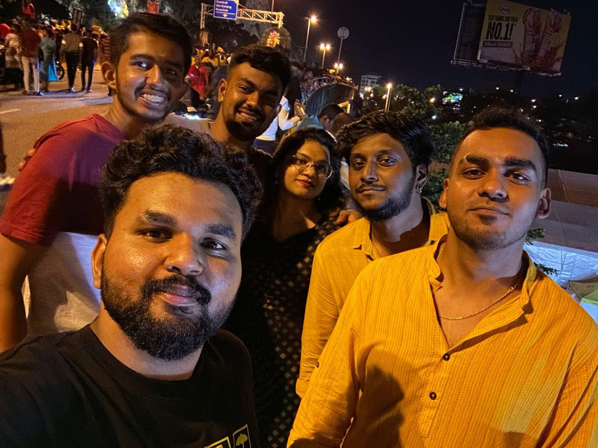 s_athesh's tweet photo. Blessed❤️✨ #Thaipusam2023 https://t.co/2PmFvEs2rm