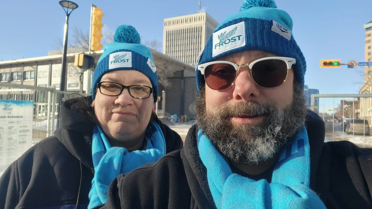 rickyg14's tweet photo. With @GreenMommag at @FROST_ReginaSk @ReginaDowntown #FrostRegina #getfrosted https://t.co/TAQrUBPCkX