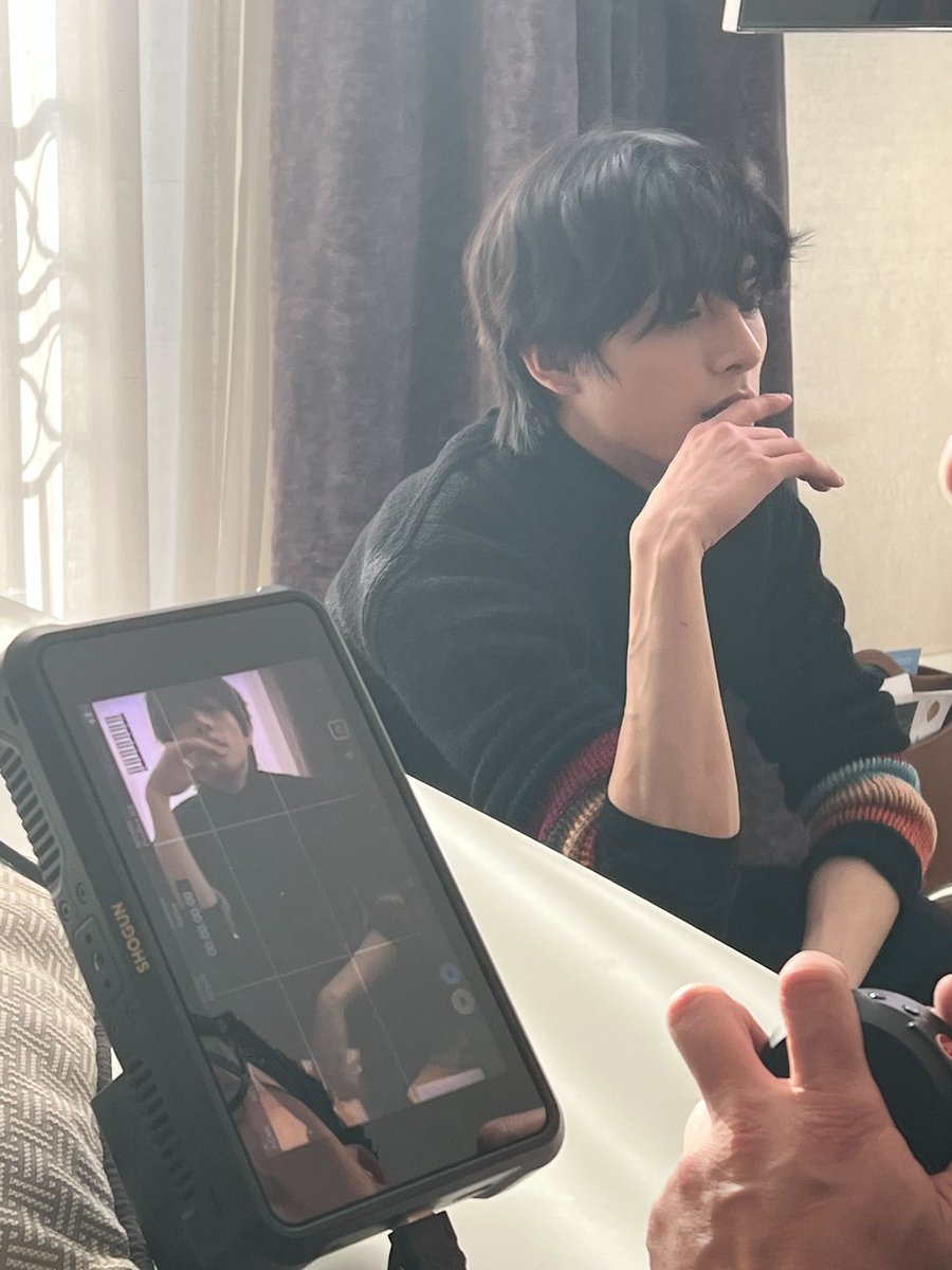 jakedshim's tweet photo. The pictures that Ni-ki took✌️ https://t.co/NDCSnHYHoI