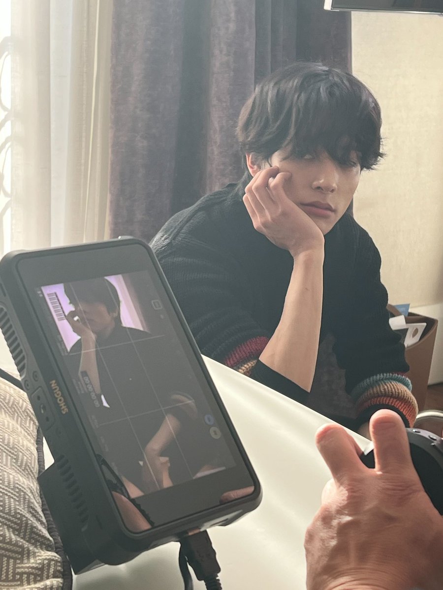 jakedshim's tweet photo. The pictures that Ni-ki took✌️ https://t.co/NDCSnHYHoI
