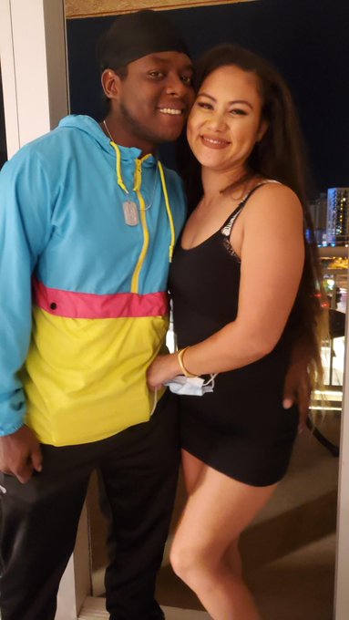 Stay United &amp; Love Each Other !!  A Couple That Swings Together Stays Together 🍍 https://t.co/I0mhWa