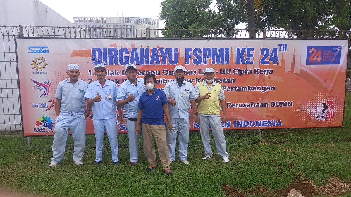FSPMI_SANKEN's tweet photo. Selamat Ulang Tahun Federasi Serikat Pekerja Metal Indonesia yang ke 24.
Mudah mudahan terus menjadi Motor Pergerakan dan Perubahan di Republik Indonesia https://t.co/esO2AQryU4