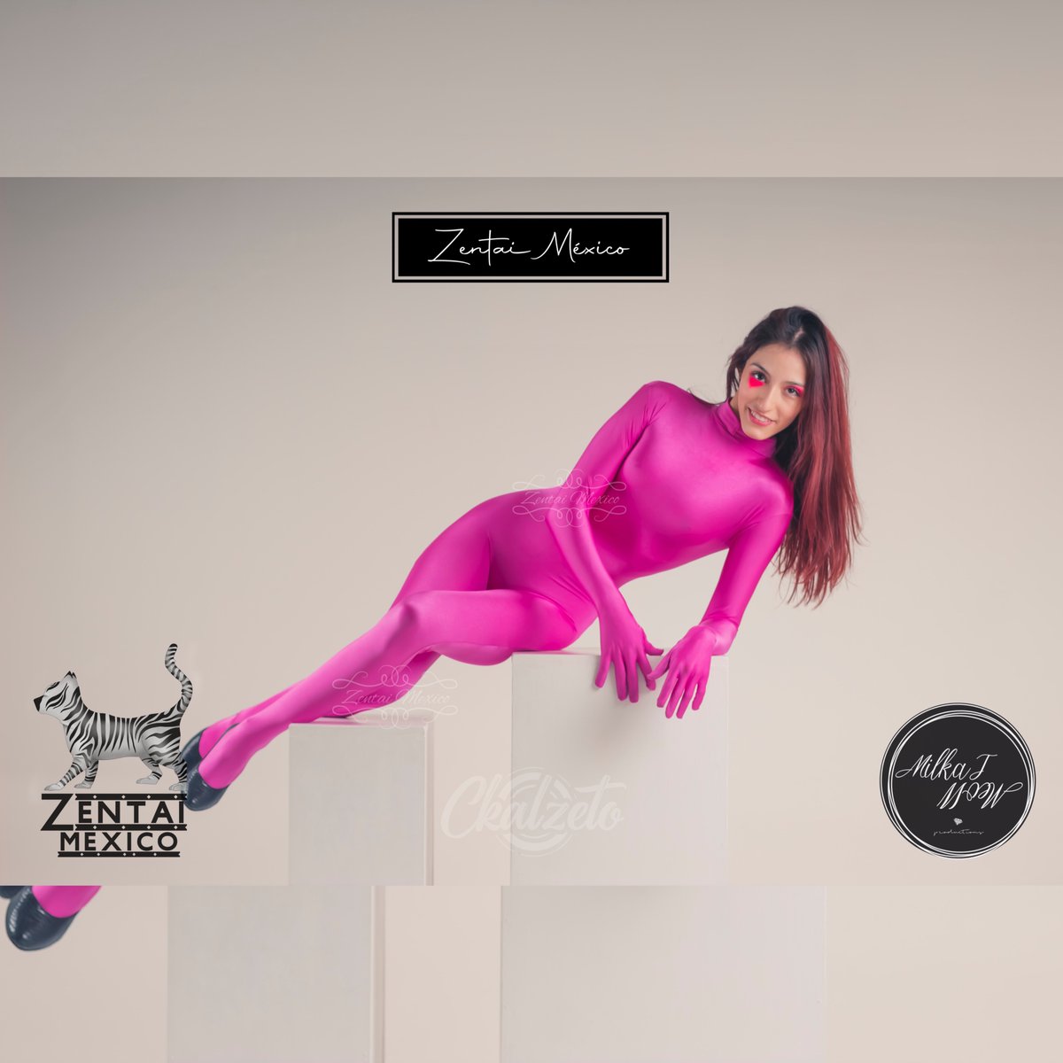 ZENTAIMEXICO's tweet photo. Evolución
Un paso a la ves 💖💖
Modelo : meredithmoca
Fotografía: @ckalzeto
#zentai #zentaimexico #zentaisuit #zentaigirl #modelo #newiconmodel #elegancia #cultura #cdmx🇲🇽 #ciudaddemexico https://t.co/jYSlU9oFeH