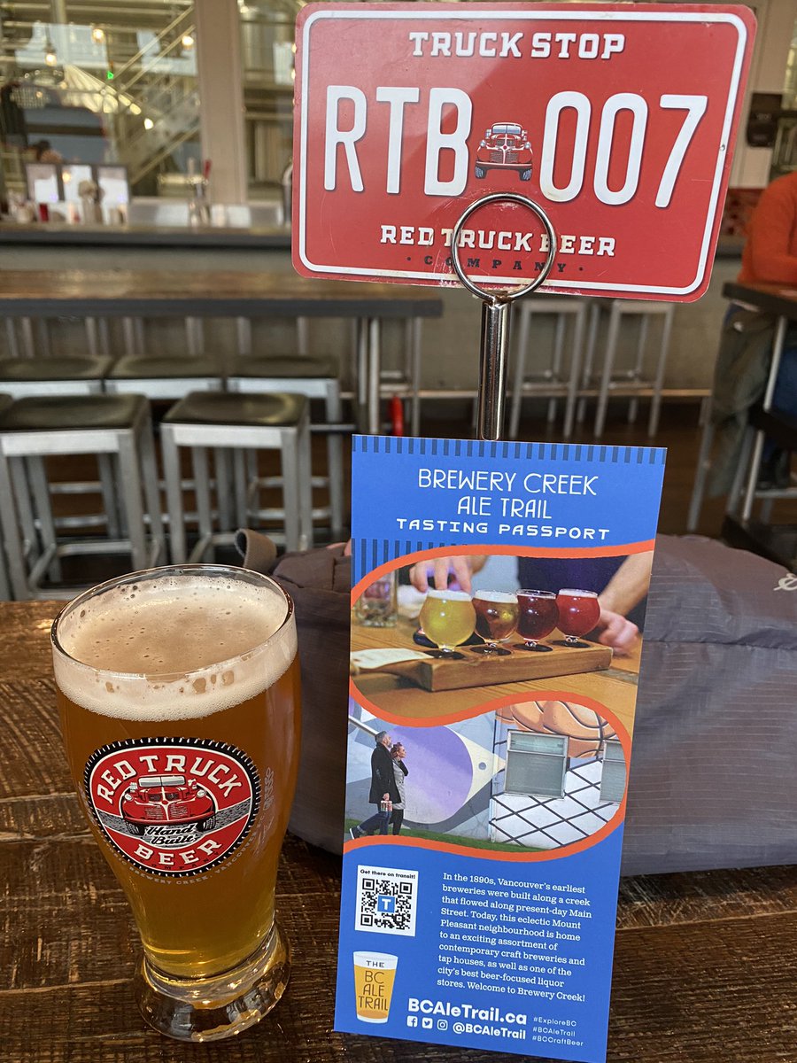 SteveKubota's tweet photo. #Saturday #Beer #Burgers #Lunch @RedTruckBeer #SoMa #EastVan #BreweryCreekAleTrail #February #FebBrewary 🍻🍺🍔 https://t.co/bvgExvkkgW