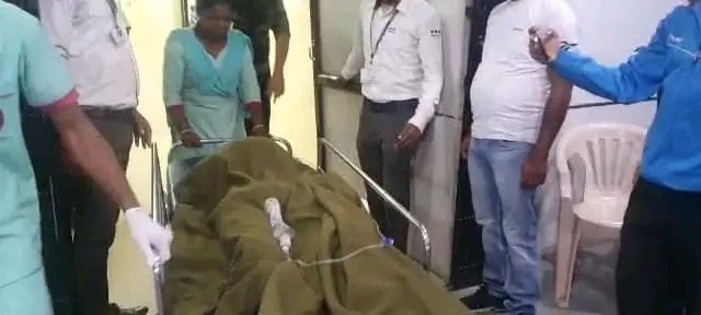 Afzalbokaro's tweet photo. धनबाद में जंगल में बम फटने से चार बच्चे घायल, होने की सूचना मिली हैं मैं मा० मुख्यमंत्री @HemantSorenJMM जी से बच्चों की बेहतर ईलाज कराने की मागं करता हूं तथा त्तकाल मामलें में उच्चस्तरिय जाचं करने हेतु टीम गठित करने की मागं करता हूं @BannaGupta76
@dc_dhanbad
@dhanbadpolice. 1/2 https://t.co/03pR3i2bq0