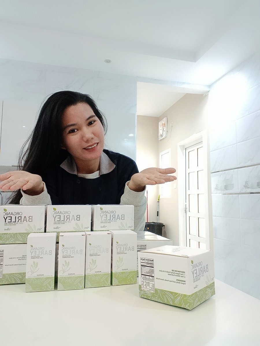 JcBarley's tweet photo. “I fell in love with JC Organic Barley Juices  

Live Healthy. Choose Good Life.
Shop at https://t.co/e5WLsgusEw

#JCOrganicBarley #Barley #Superfood

Disclaimer:
JC Organic Barley is not a medicine. It is a natural whole food therefore has no approved therapeutic claim. https://t.co/7lj8qtbIFC