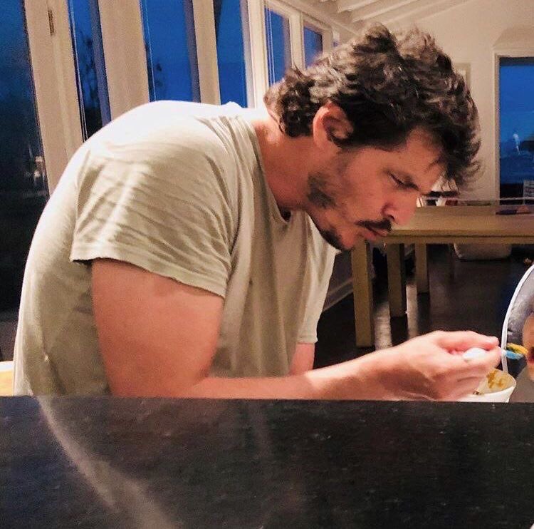 meilasth's tweet photo. O vovó mais babão do mundo. Feliz aniversário, papai. https://t.co/oGwO7uhbUC