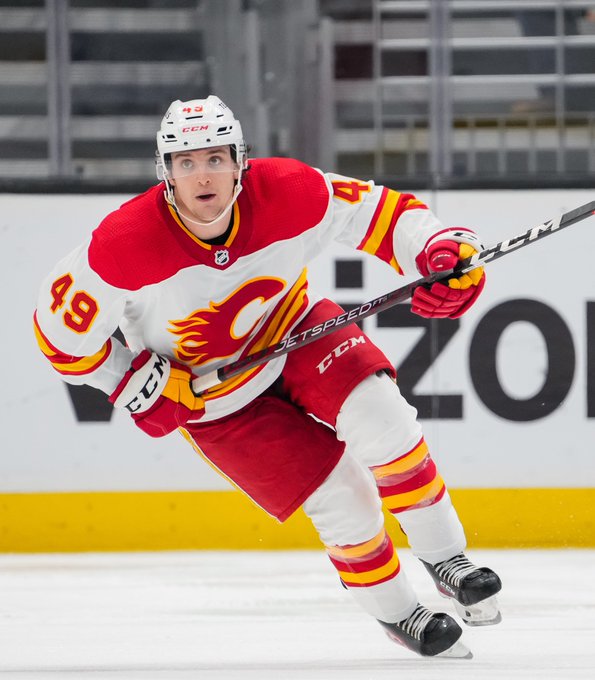 Jakob Pelletier skating against the Seattle Kraken