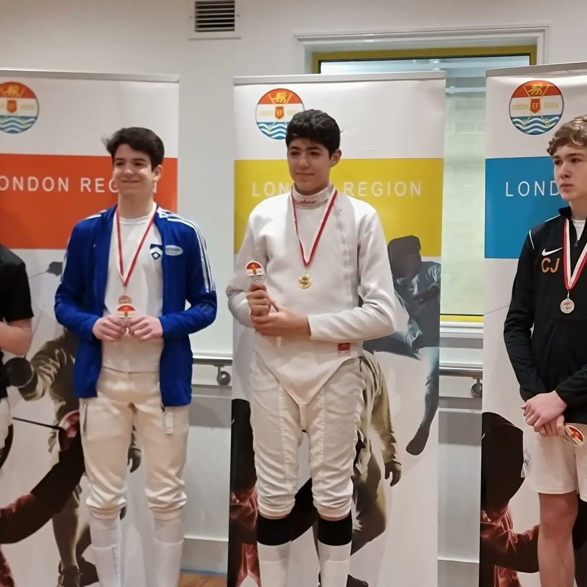 London region youth championships --D----
Epee
Silver - Benjamin Dacquay U14
Silver - Julia Tsimeltzon U16
Sabre
Bronze - Demir Memisoglu