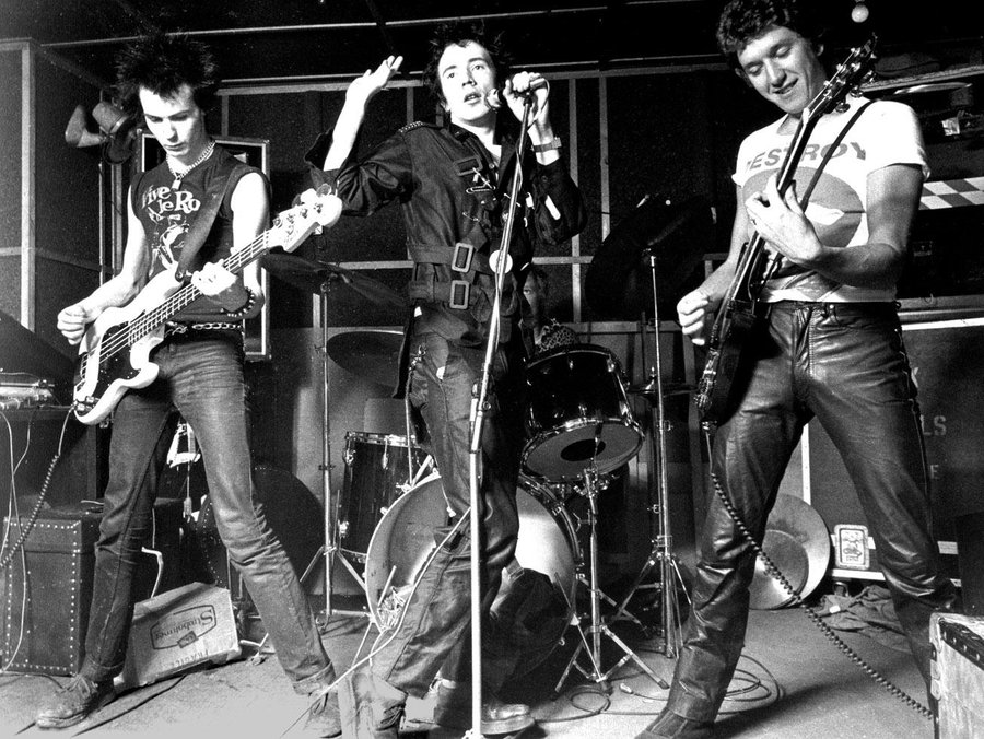Classic Rock In Pics On Twitter The Sex Pistols In London 1977