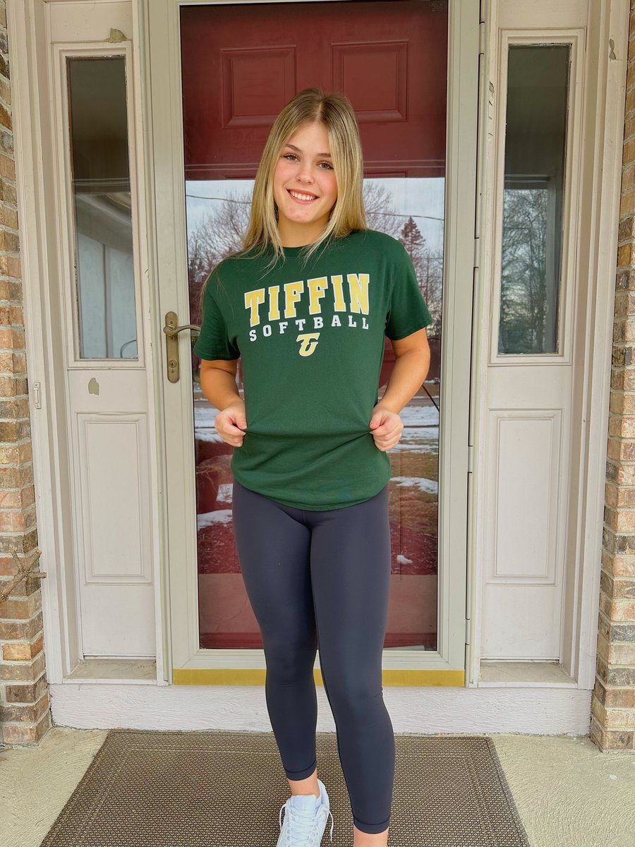 jessmiller2024's tweet photo. Committed!!

Thank you @Paige_McMenemy and @MeganMcMenemy25 for giving me this amazing opportunity. I can’t wait for the future!! #gogons 🤍💚 https://t.co/hrPgsAXMmE