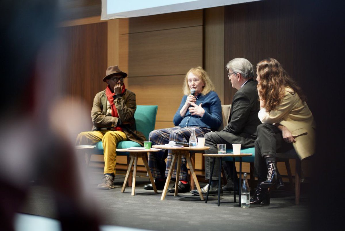 MathildePanot's tweet photo. Impressionnant lancement de l’institut la Boétie coprésidé par @Clemence_Guette et @JLMelenchon .
Outil si précieux pour la bataille des idées et l’éducation populaire contre l’obscurantisme néolibéral! 
Avec de magiques discours d’Abdourahman Waberi et Annie Ernaux 💫 https://t.co/3BlZY6yONR