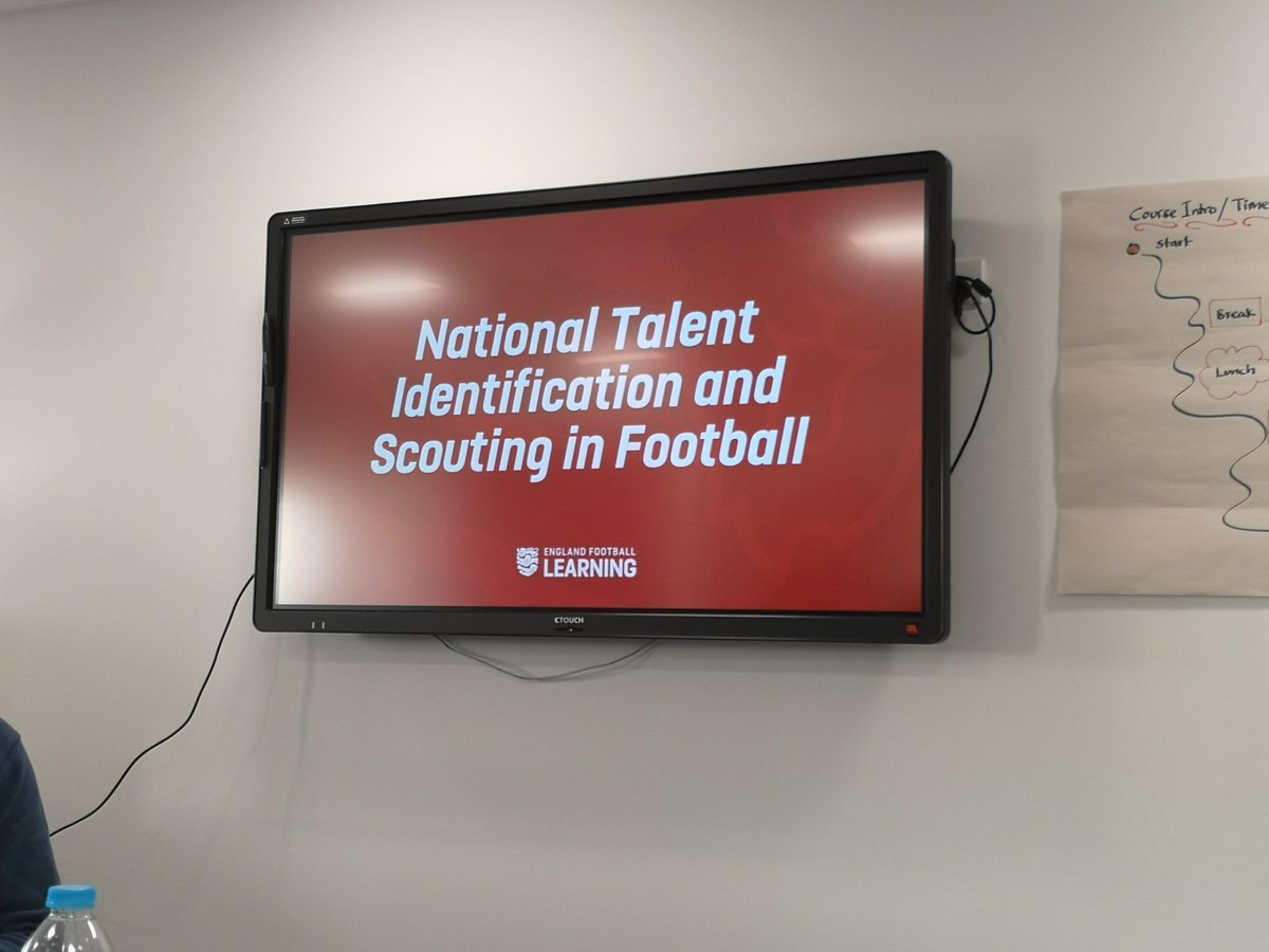 NatasciaB_76's tweet photo. Great first day of #TalentID Level2 @WestHam Academy HQ. Great learning and excellent course mates #growingnetworks #alwayslearning https://t.co/GQHb6HIlxr
