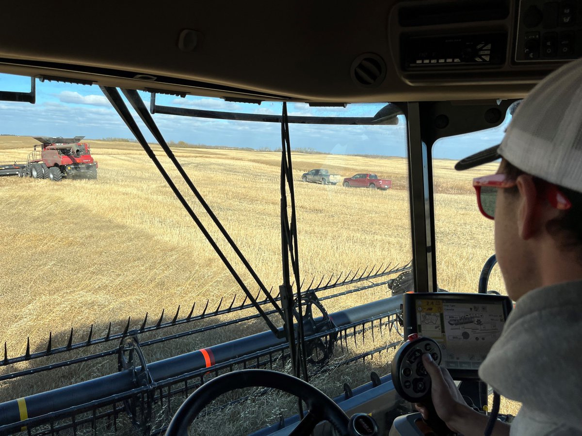 IREcanada's tweet photo. Thanks, @westernproducer for sharing this important information!
Read the story here: https://t.co/gn6ru9rszV
Need farm workers in Canada? Think Europe
.
.
We have access to a skilled workforce in countries around the world.
#AWaytoWork #worktravel #worktravellife https://t.co/P2QjPhcAYd