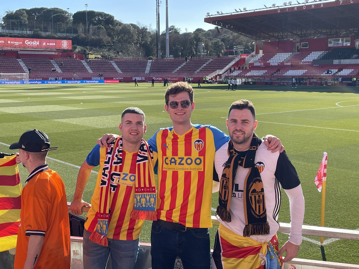jaume_ferrandis's tweet photo. Tenemos que salvar nuestro escudo🦇💔 #limgohome #vcfsempre #vcf https://t.co/sDqL2KvGLh