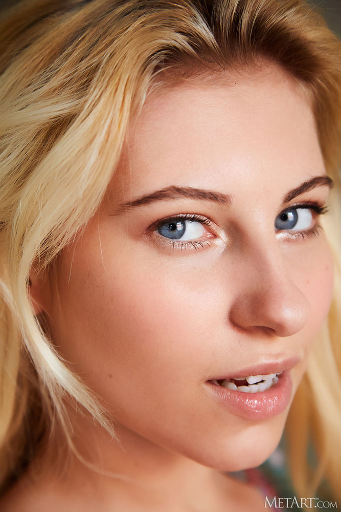 MetModels Fan on Twitter: "Lilly Bella By Erro - COQUETTISH for #MetArt #LillyBella #Erro