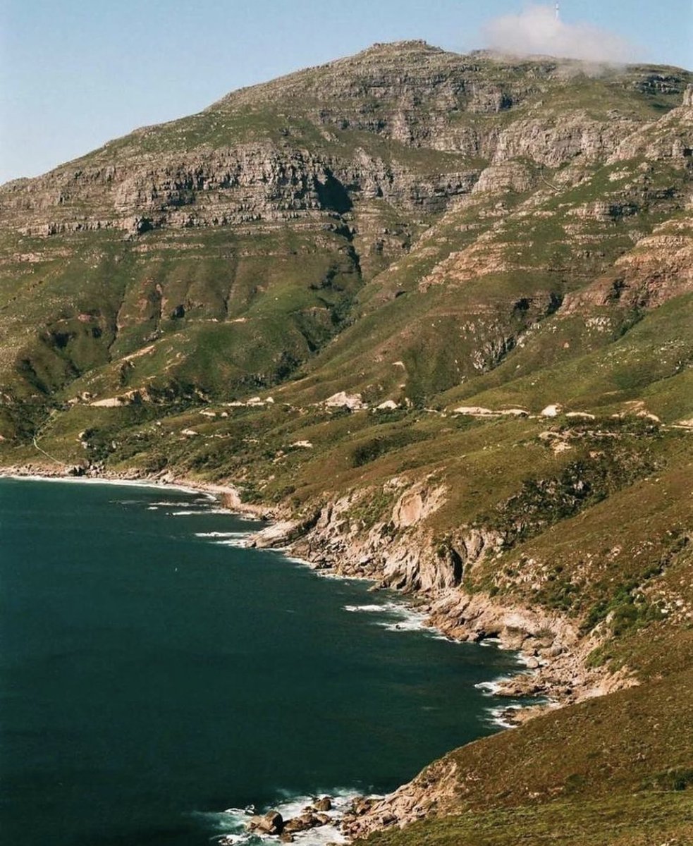 tmb_tours's tweet photo. Capetown has the most magical beaches on earth!

Is Capetown on your 2023 bucket list? 

Book with us to enjoy massive discounts while we help you create unforgettable memories. 

Brought to you by TMB TOURS
#Capetown|#bucketlist|#unforgettablemoments #AndileMpisane #DateMyFamily https://t.co/4wul5xtpOk