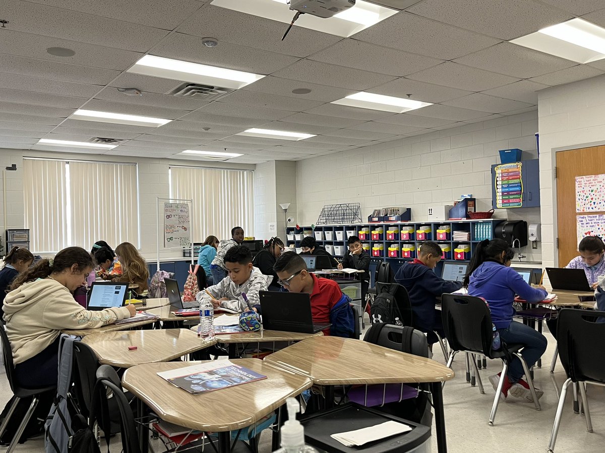 MissVaughn98's tweet photo. In Unit 5 of @BenchmarkEdu , students have been researching science topics to form an opinion, find evidence to support their opinion, and write about it in a multi-paragraph essay! 📝 Love their dedication 🥰 https://t.co/HV9ZAqi8tY