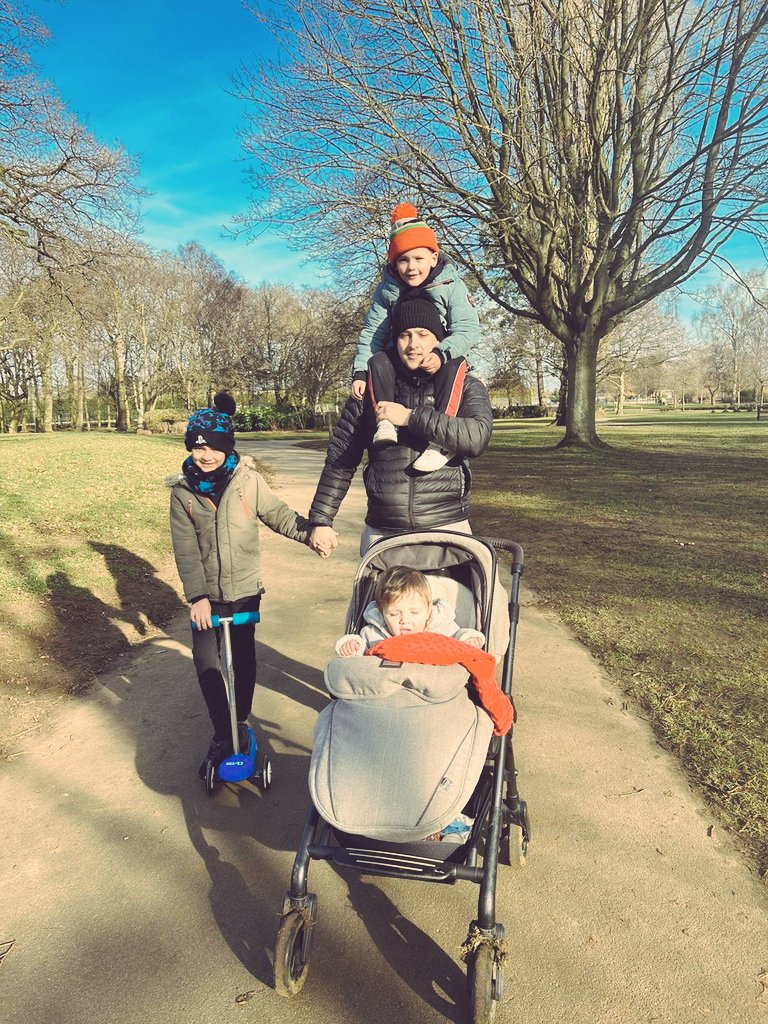MattyJohns12's tweet photo. The reason we get up in the morning and go to work, the reason we go without so they don't, the reason we keep going, the reason we want to be better everyday 💙💙 @rosebudbond #fatherhood #dad #lads #boys https://t.co/cOzvHtnaJN