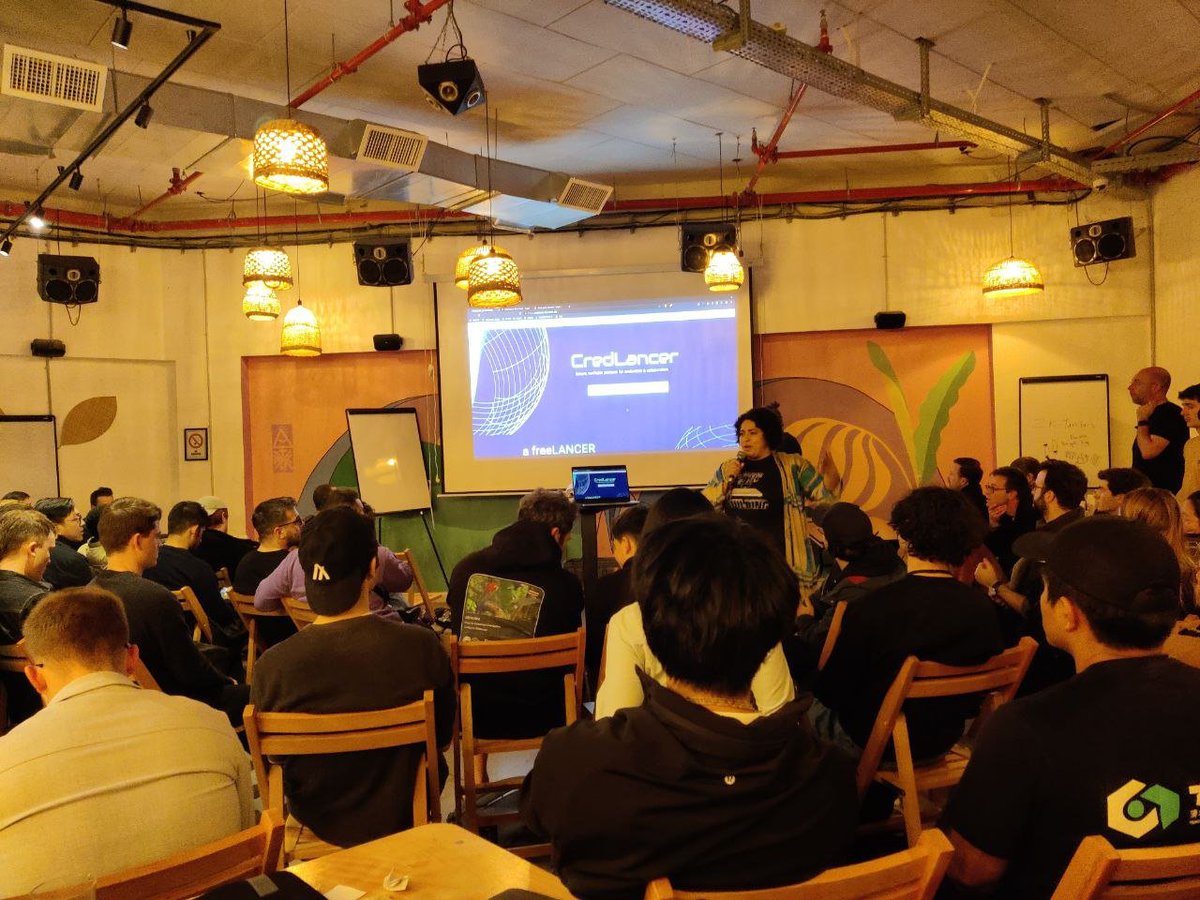 PhoenixGuildHQ's tweet photo. *Credlancer* all the way from TPG HH India to @Starknet HH Israel 🚀, super proud of how far the team has come ✨ and looking forward to them becoming a 🦄.
Way to go @actjust 🥳🥇!
#hacker #blockchain #web3 #womeninweb3 https://t.co/eWGKe6WD94